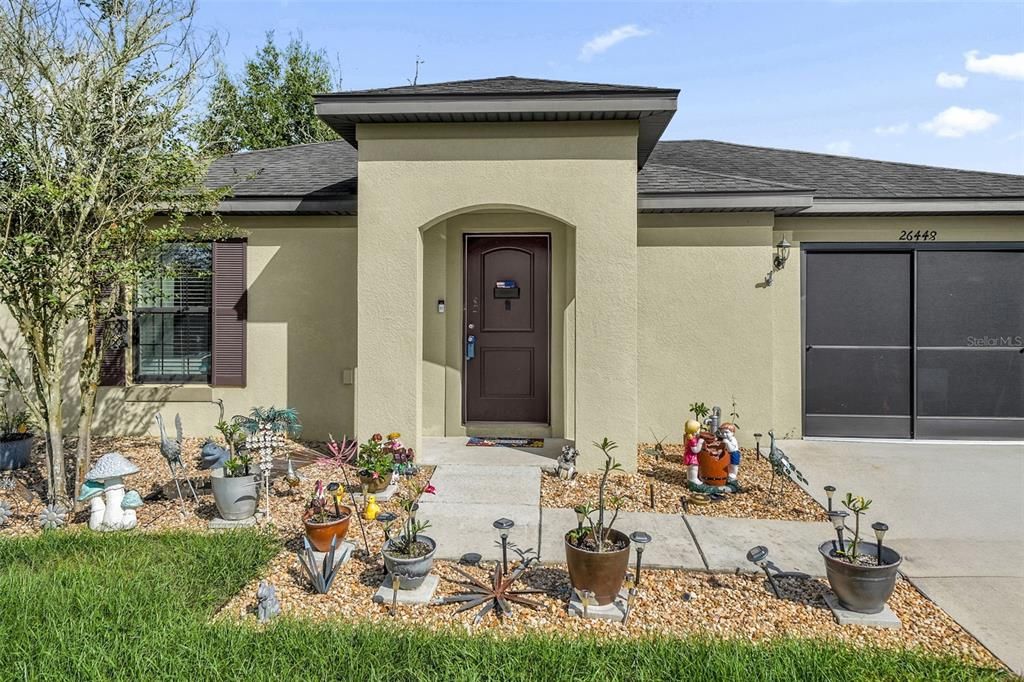 For Sale: $250,000 (2 beds, 2 baths, 1044 Square Feet)