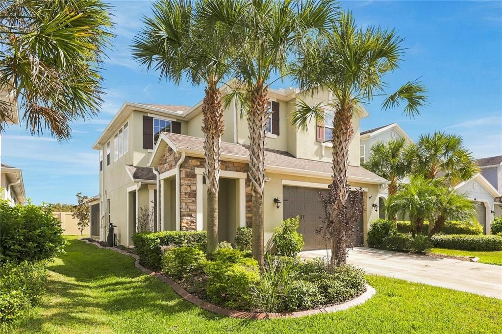 For Sale: $529,900 (4 beds, 3 baths, 2379 Square Feet)