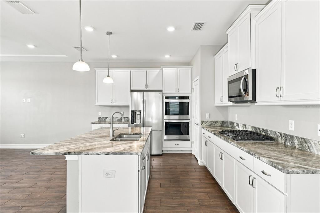 For Sale: $529,900 (4 beds, 3 baths, 2379 Square Feet)