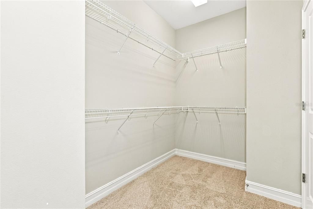 For Sale: $529,900 (4 beds, 3 baths, 2379 Square Feet)