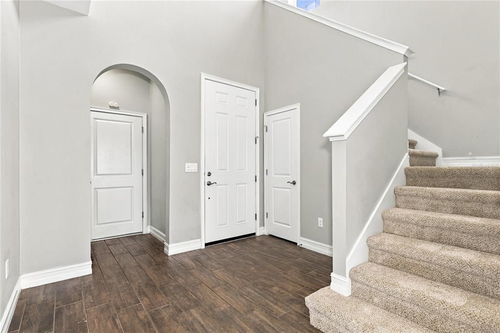 For Sale: $529,900 (4 beds, 3 baths, 2379 Square Feet)