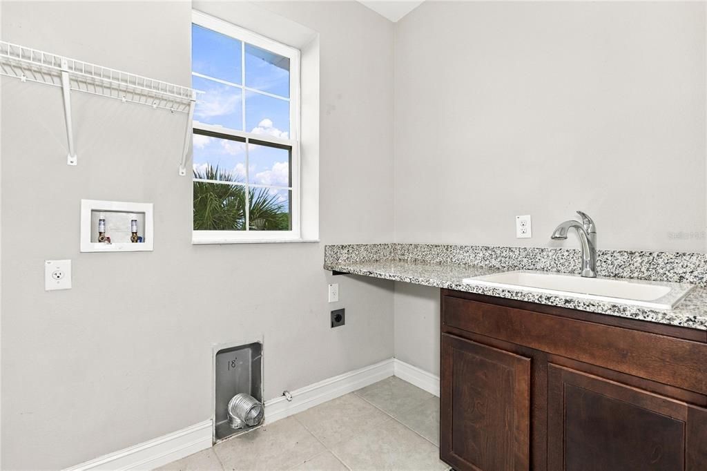 For Sale: $529,900 (4 beds, 3 baths, 2379 Square Feet)