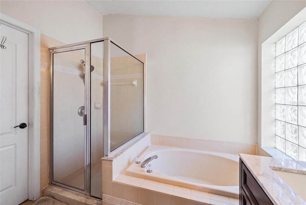 En Venta: $399,997 (4 camas, 2 baños, 1855 Pies cuadrados)