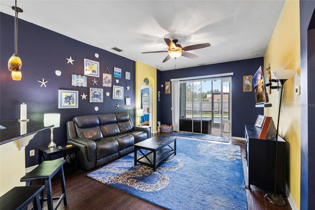 En Venta: $399,997 (4 camas, 2 baños, 1855 Pies cuadrados)