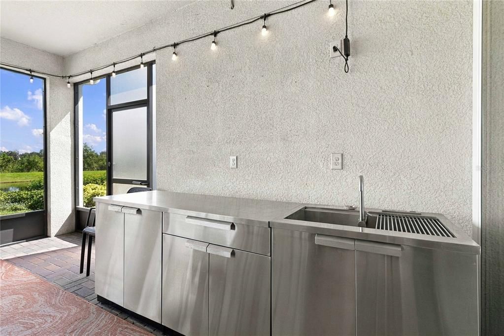 En Venta: $549,980 (3 camas, 2 baños, 2084 Pies cuadrados)