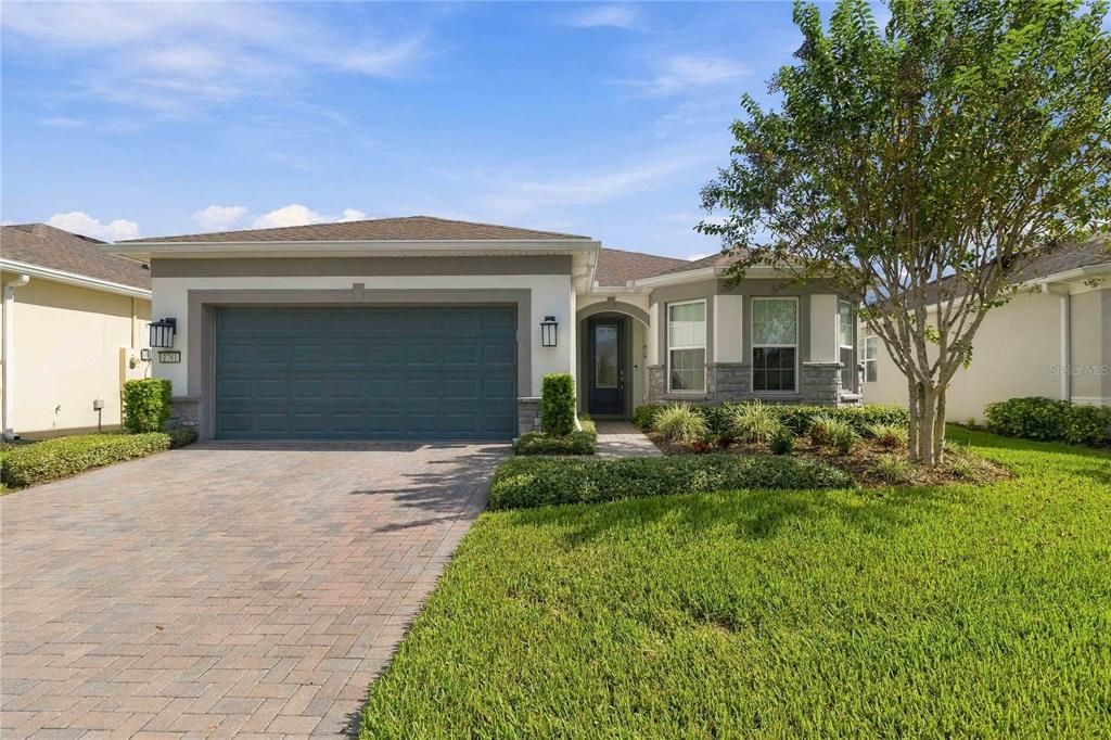 En Venta: $549,980 (3 camas, 2 baños, 2084 Pies cuadrados)