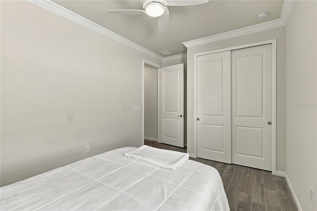 En Venta: $549,980 (3 camas, 2 baños, 2084 Pies cuadrados)