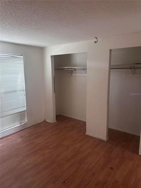 На продажу: $227,500 (2 спален, 1 ванн, 816 Квадратных фут)