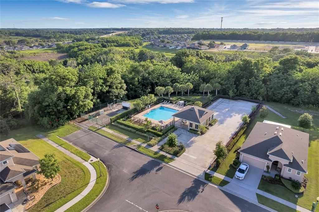 For Sale: $399,900 (4 beds, 2 baths, 1846 Square Feet)