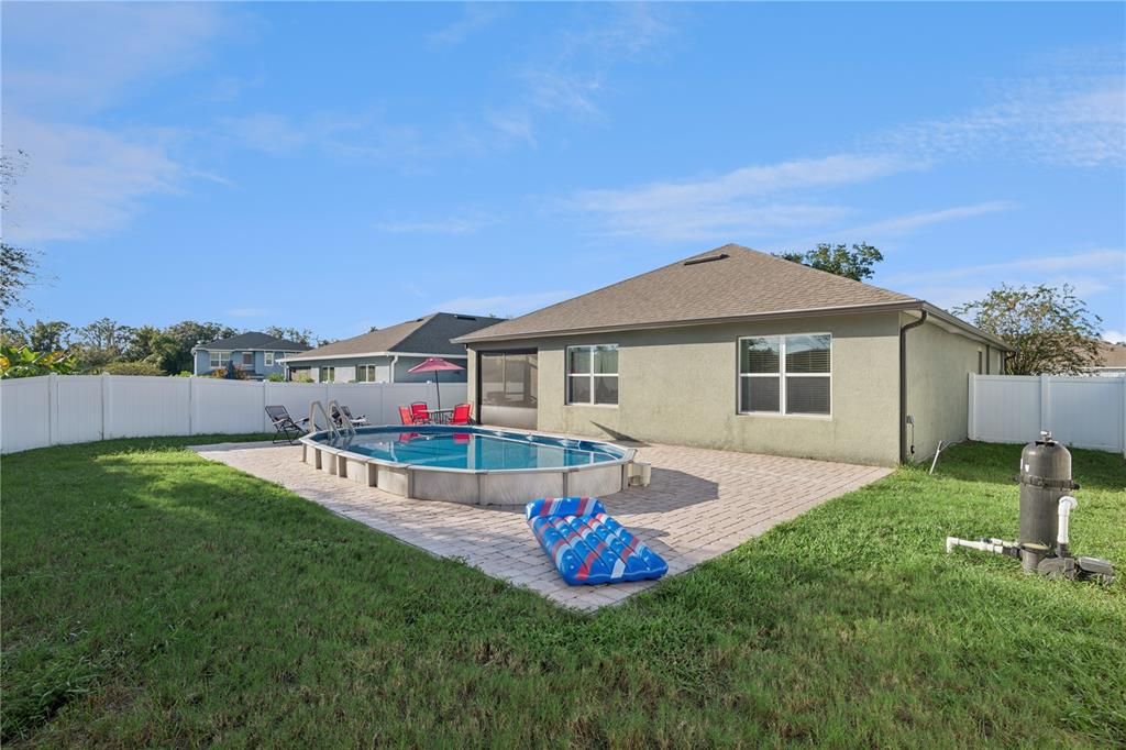 For Sale: $399,900 (4 beds, 2 baths, 1846 Square Feet)