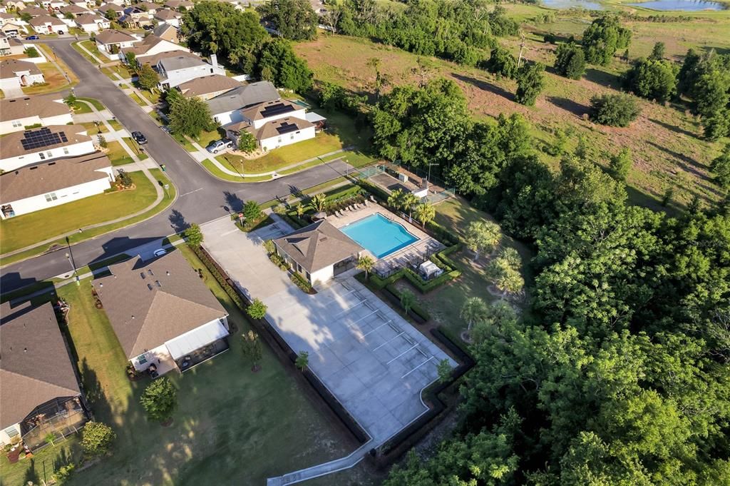 For Sale: $399,900 (4 beds, 2 baths, 1846 Square Feet)