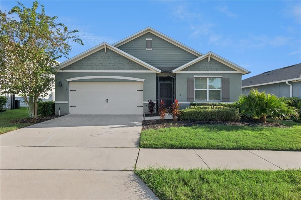 For Sale: $399,900 (4 beds, 2 baths, 1846 Square Feet)