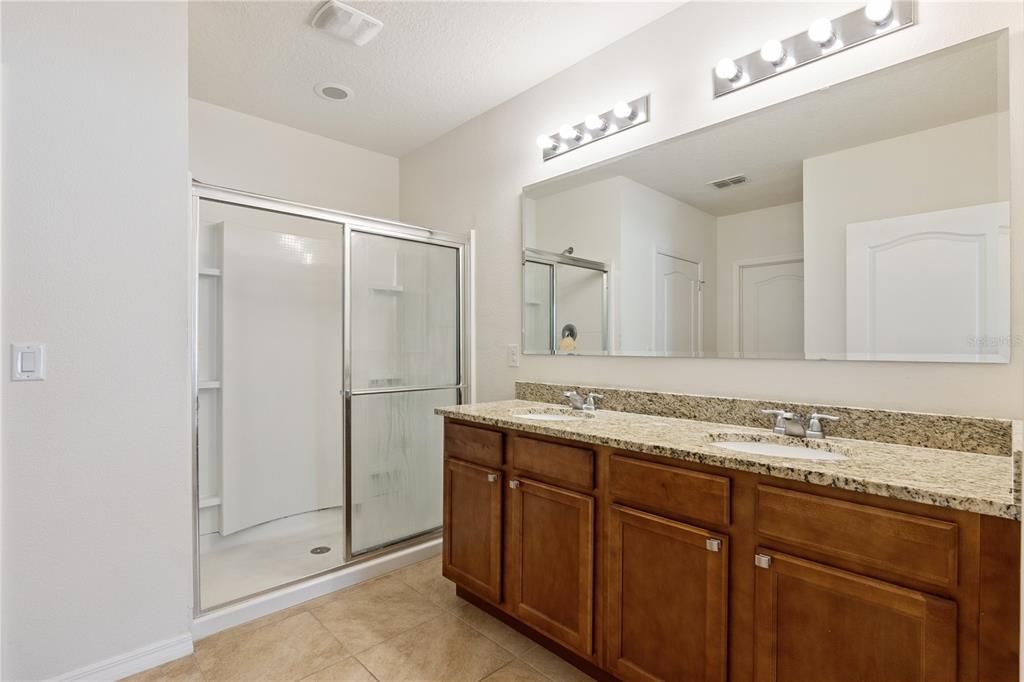 For Sale: $399,900 (4 beds, 2 baths, 1846 Square Feet)