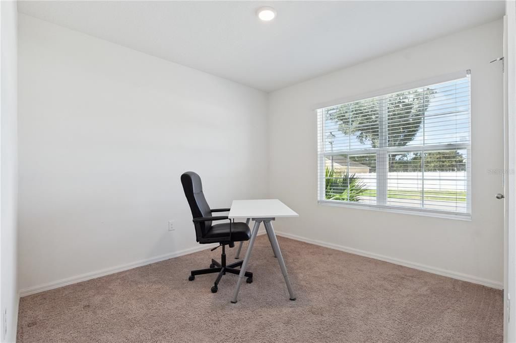 For Sale: $399,900 (4 beds, 2 baths, 1846 Square Feet)