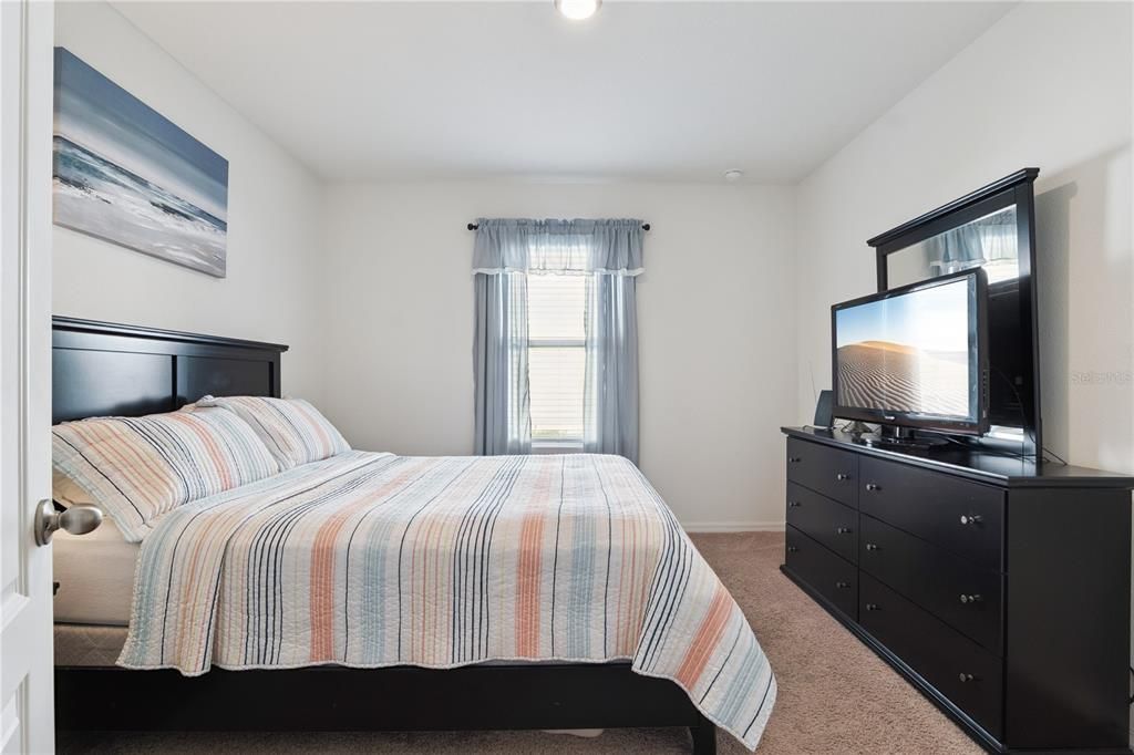 For Sale: $399,900 (4 beds, 2 baths, 1846 Square Feet)