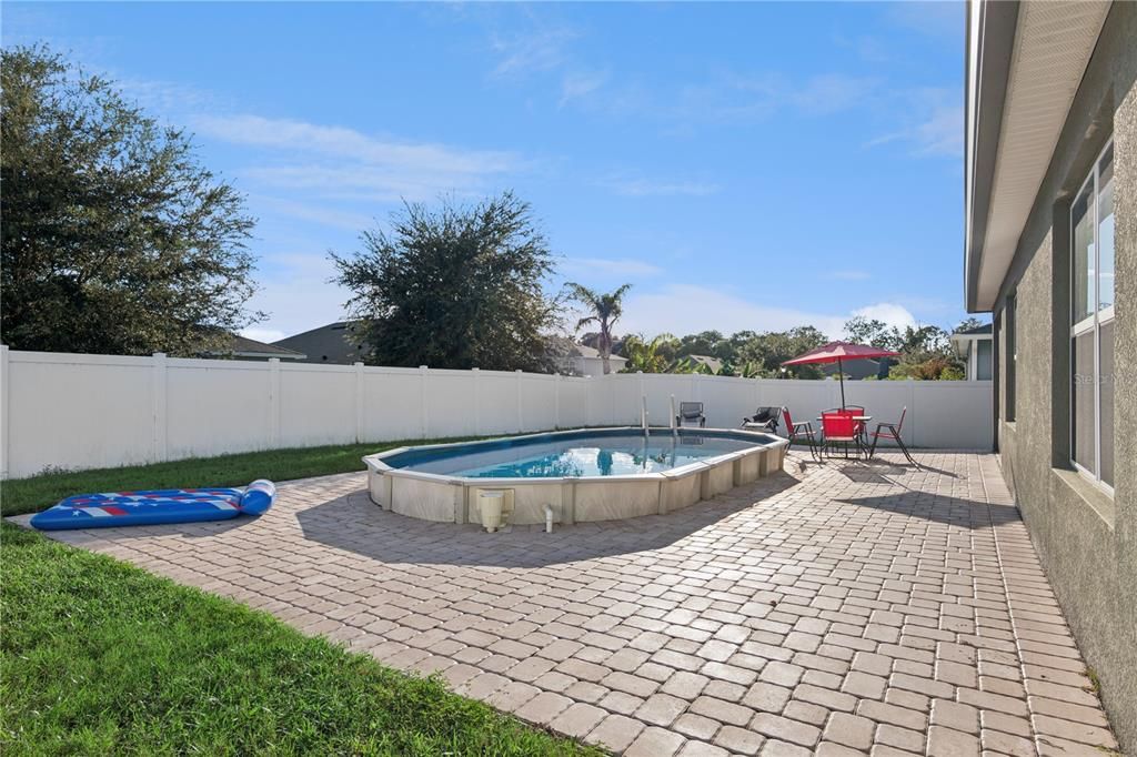For Sale: $399,900 (4 beds, 2 baths, 1846 Square Feet)