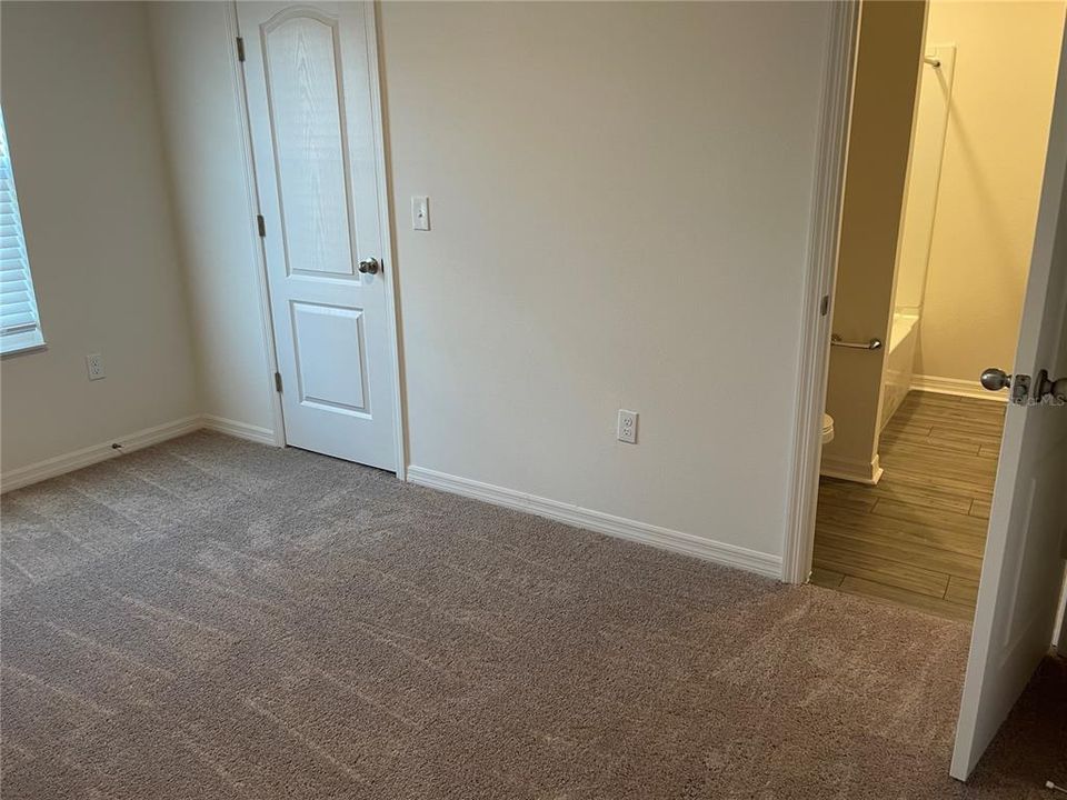 В аренду: $2,550 (3 спален, 2 ванн, 1860 Квадратных фут)