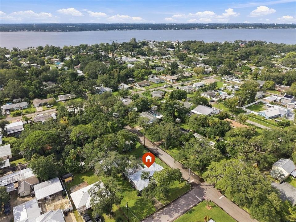 En Venta: $399,000 (4 camas, 2 baños, 2206 Pies cuadrados)