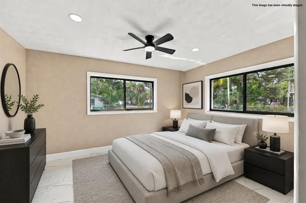 En Venta: $399,000 (4 camas, 2 baños, 2206 Pies cuadrados)