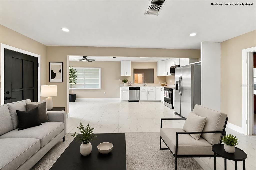 En Venta: $399,000 (4 camas, 2 baños, 2206 Pies cuadrados)