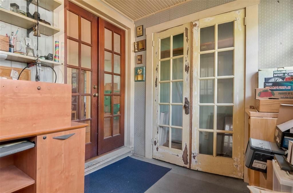 На продажу: $353,000 (2 спален, 1 ванн, 1127 Квадратных фут)