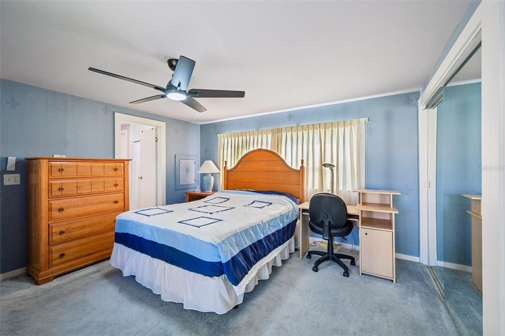 En Venta: $174,000 (2 camas, 2 baños, 1120 Pies cuadrados)