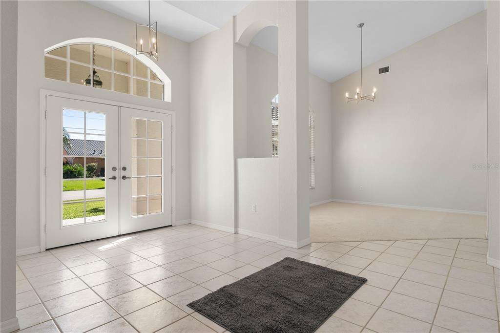 En Venta: $565,000 (3 camas, 2 baños, 2383 Pies cuadrados)