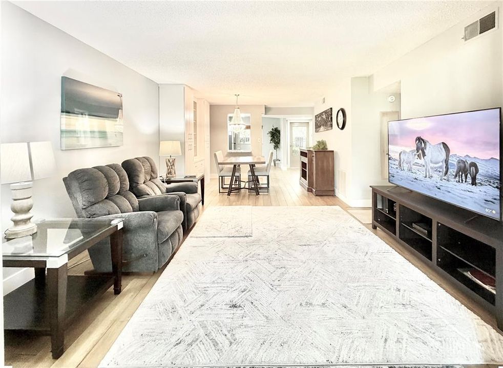 For Rent: $1,790 (2 beds, 2 baths, 1120 Square Feet)