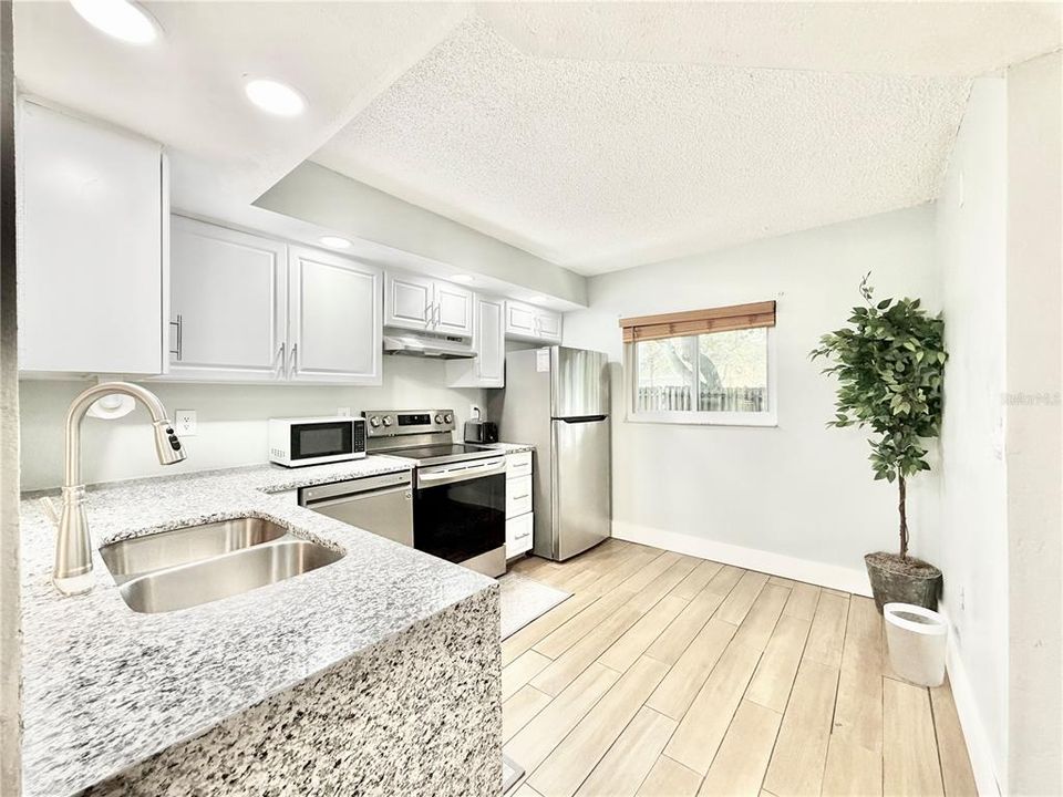 For Rent: $1,790 (2 beds, 2 baths, 1120 Square Feet)