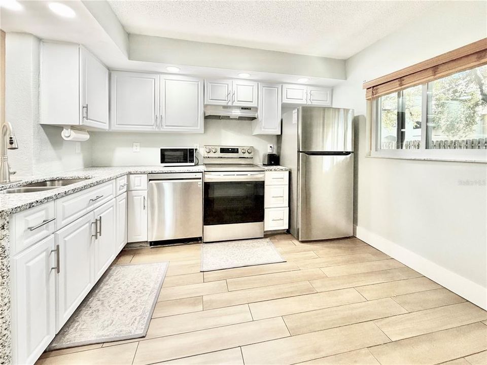 For Rent: $1,790 (2 beds, 2 baths, 1120 Square Feet)