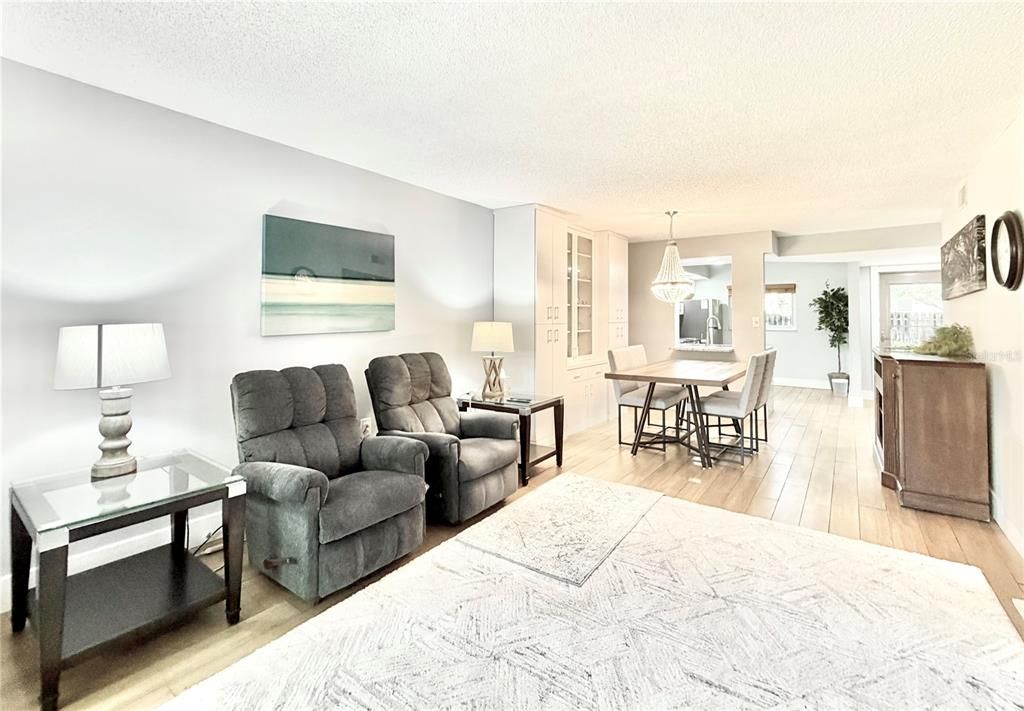 For Rent: $1,790 (2 beds, 2 baths, 1120 Square Feet)