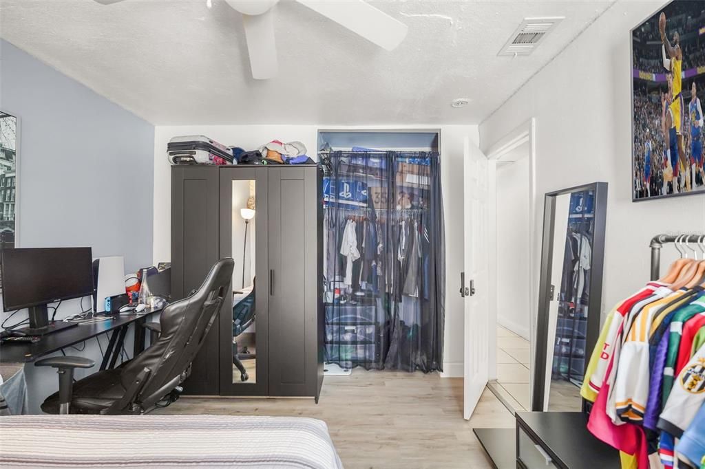 For Sale: $437,000 (4 beds, 2 baths, 1767 Square Feet)