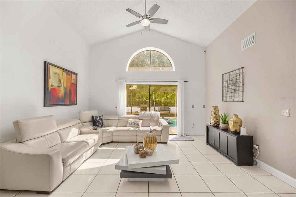 For Sale: $437,000 (4 beds, 2 baths, 1767 Square Feet)