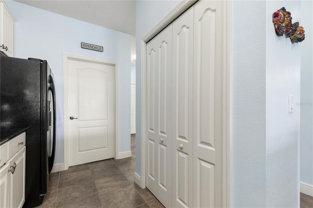 На продажу: $244,900 (2 спален, 2 ванн, 1194 Квадратных фут)