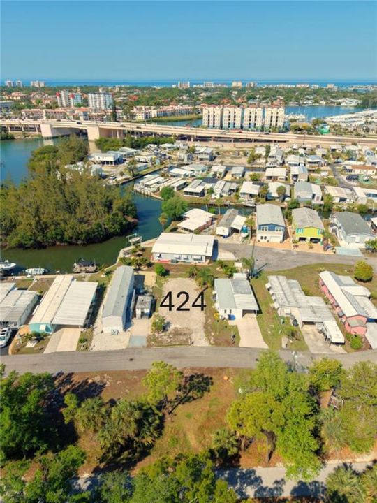 待售: $120,000 (0.13 acres)