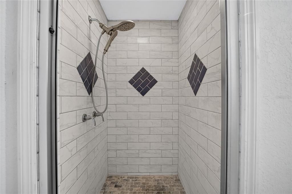 En Venta: $368,000 (3 camas, 2 baños, 1884 Pies cuadrados)