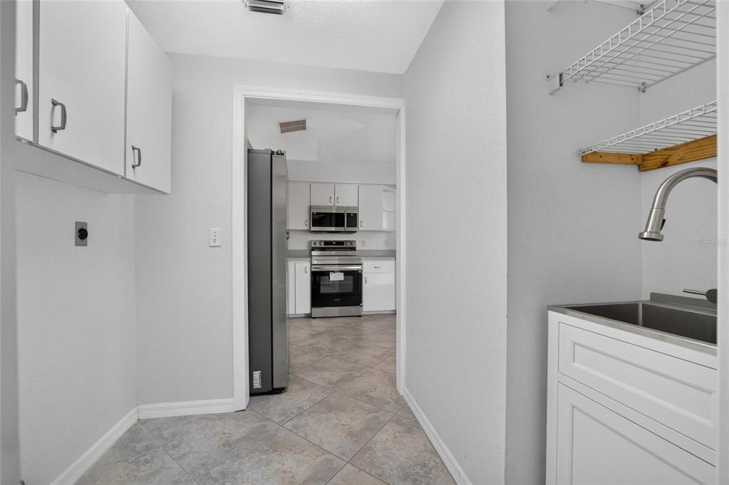 En Venta: $368,000 (3 camas, 2 baños, 1884 Pies cuadrados)