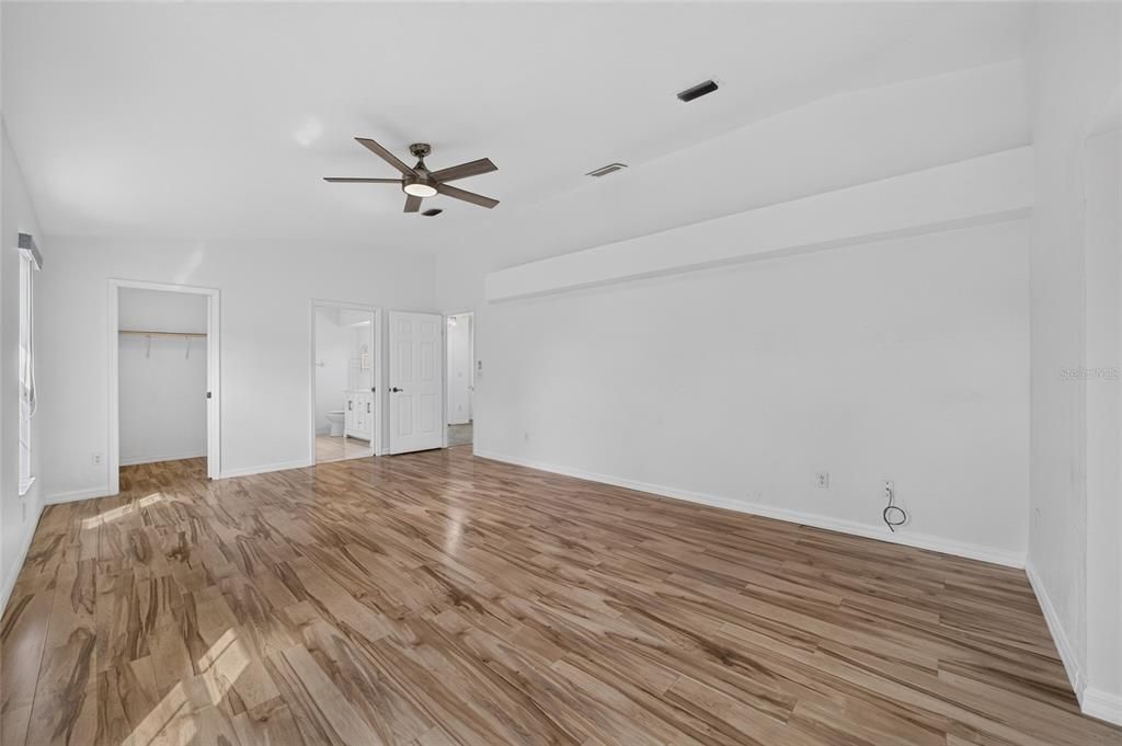 En Venta: $368,000 (3 camas, 2 baños, 1884 Pies cuadrados)