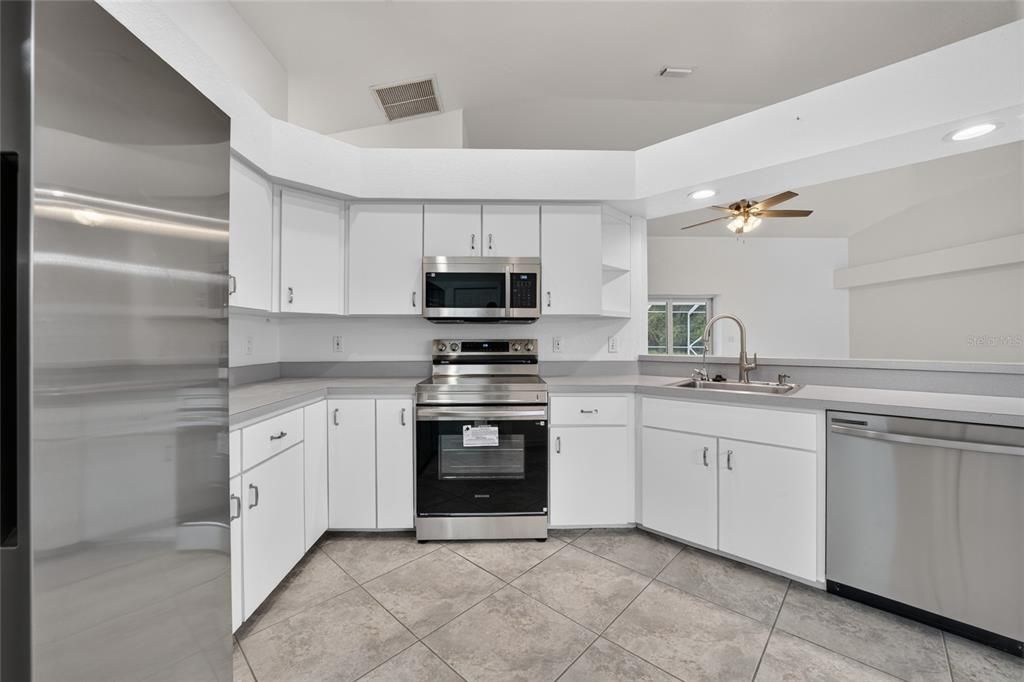 En Venta: $368,000 (3 camas, 2 baños, 1884 Pies cuadrados)