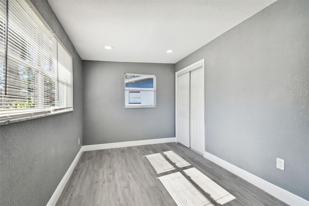 For Rent: $1,595 (3 beds, 2 baths, 1404 Square Feet)
