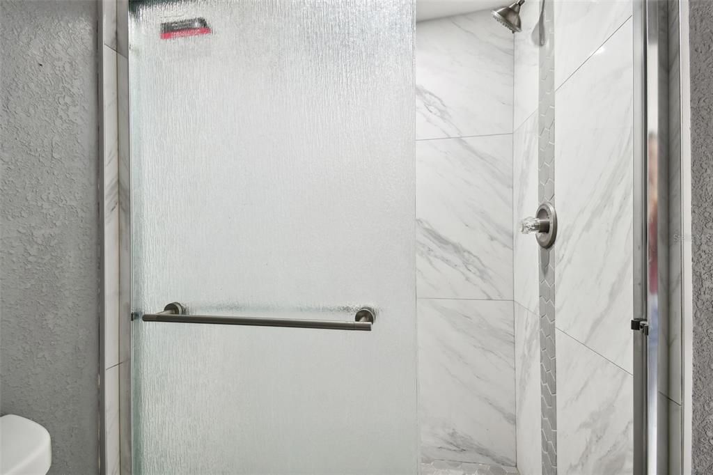 For Rent: $1,595 (3 beds, 2 baths, 1404 Square Feet)