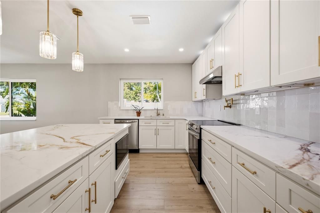 For Sale: $699,000 (3 beds, 2 baths, 1675 Square Feet)