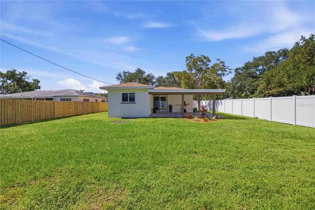 For Sale: $699,000 (3 beds, 2 baths, 1675 Square Feet)