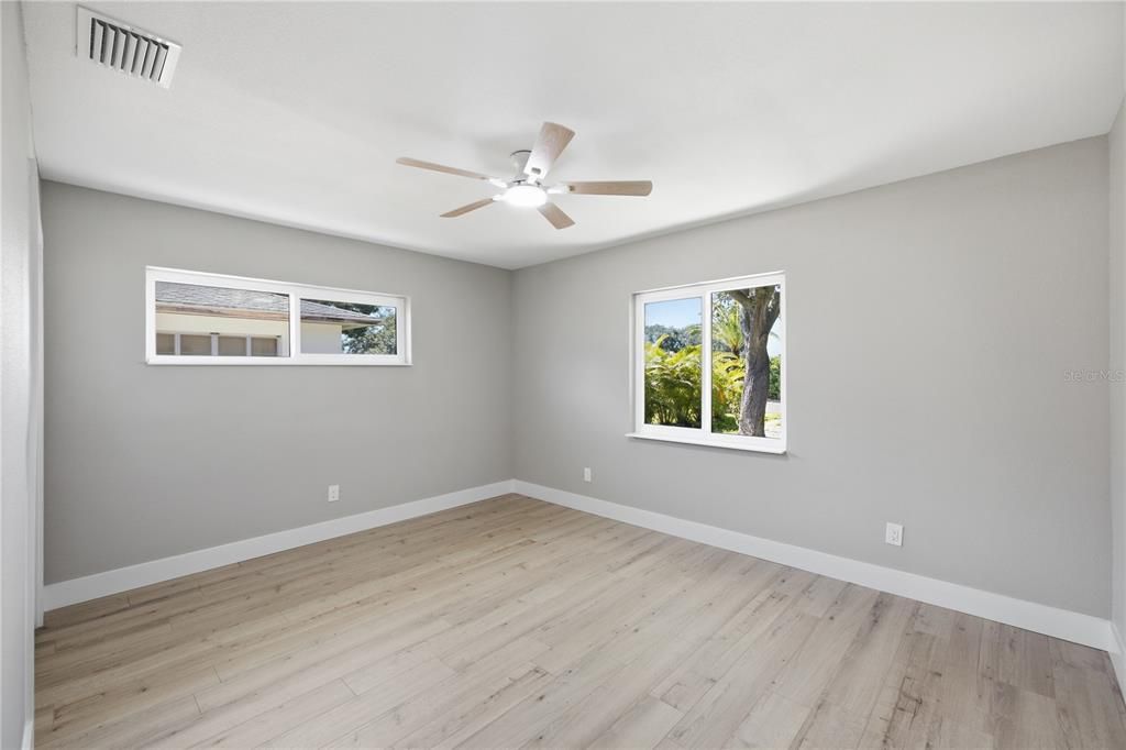 For Sale: $699,000 (3 beds, 2 baths, 1675 Square Feet)