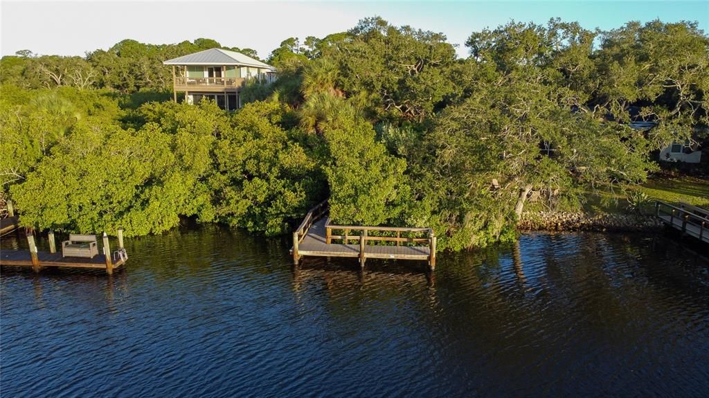 En Venta: $429,900 (1.35 acres)