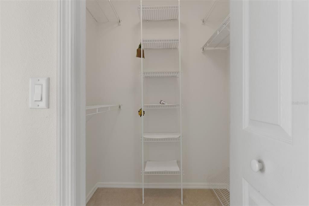 На продажу: $430,000 (3 спален, 2 ванн, 2165 Квадратных фут)