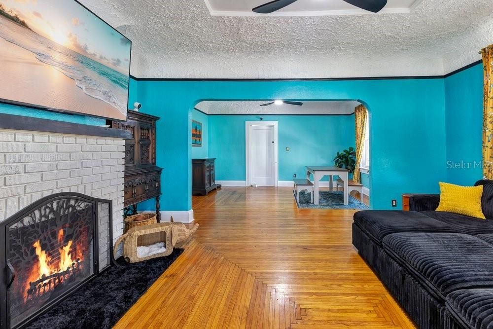 En Venta: $260,000 (2 camas, 1 baños, 1358 Pies cuadrados)