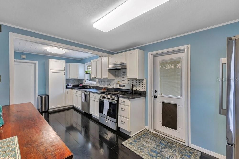 En Venta: $260,000 (2 camas, 1 baños, 1358 Pies cuadrados)