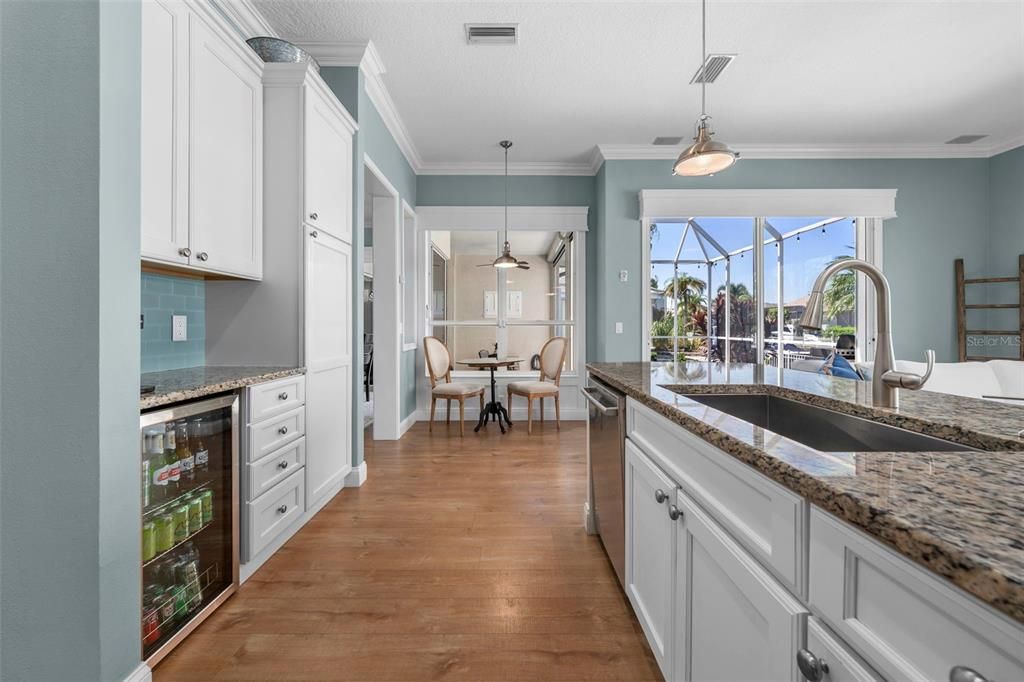 For Sale: $825,000 (3 beds, 2 baths, 2089 Square Feet)