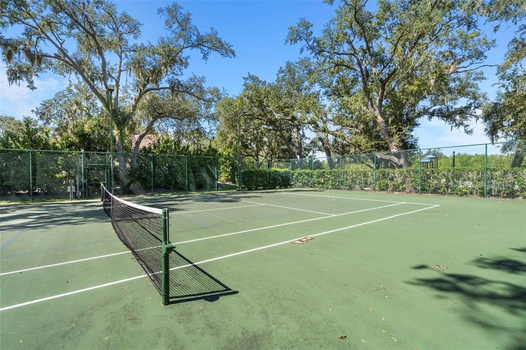For Sale: $825,000 (3 beds, 2 baths, 2089 Square Feet)